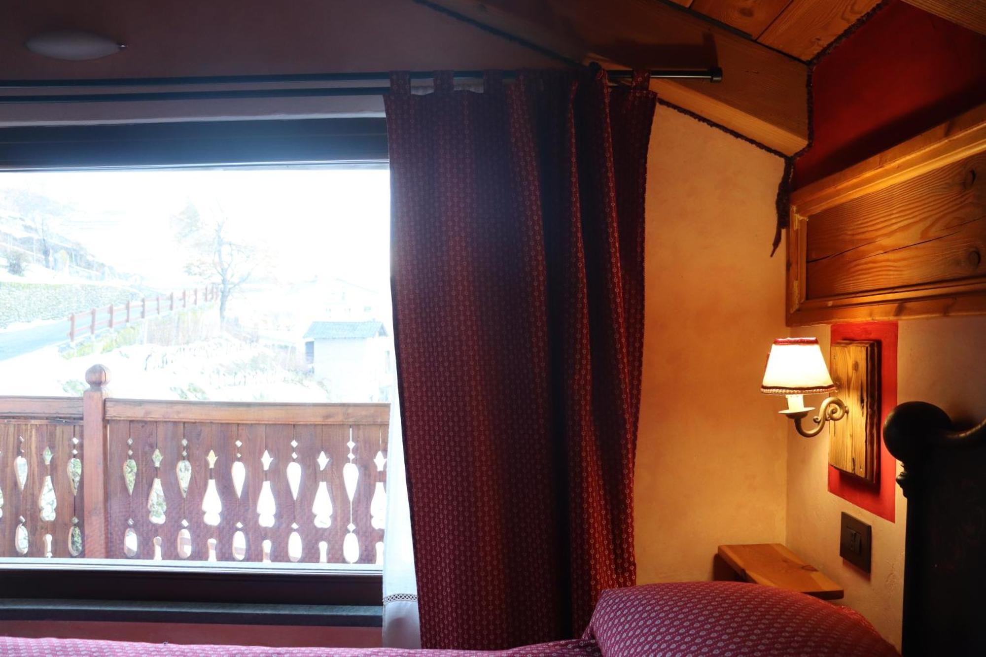 Agriturismo B&B Chevres A Cheval Charvensod Екстер'єр фото