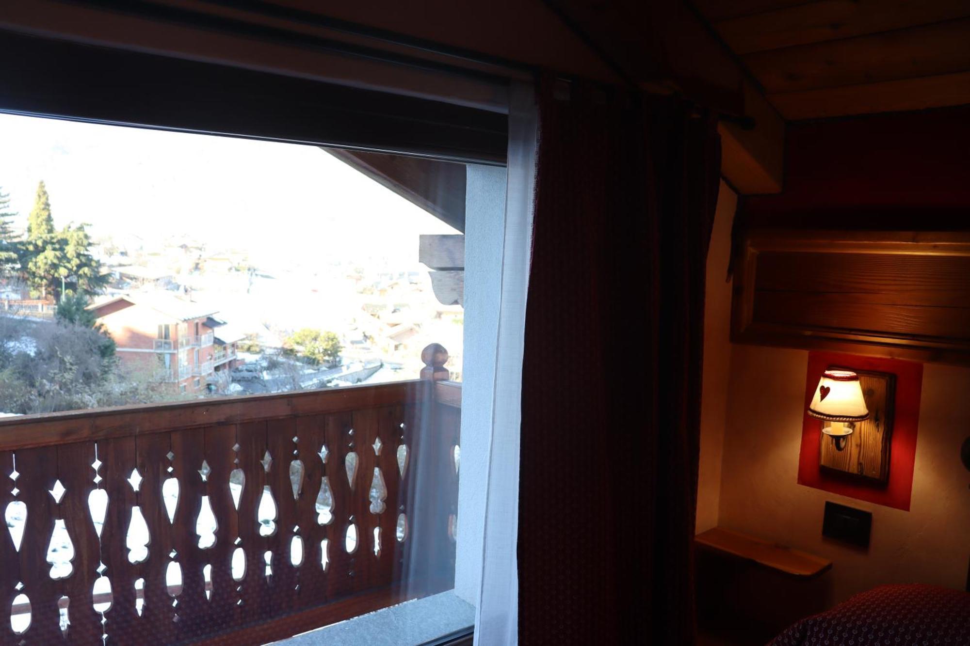Agriturismo B&B Chevres A Cheval Charvensod Екстер'єр фото