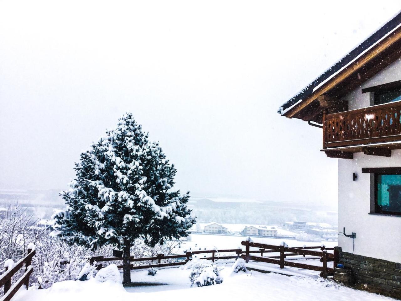 Agriturismo B&B Chevres A Cheval Аоста Екстер'єр фото